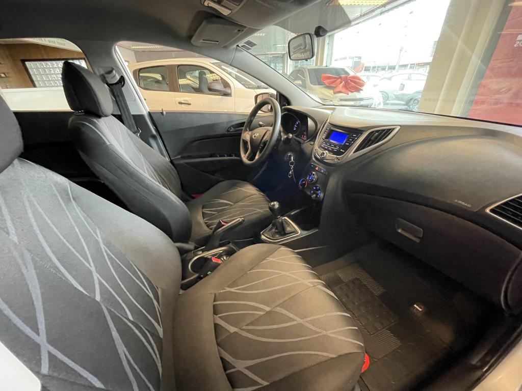 HYUNDAI HB 20 Hatch - Foto