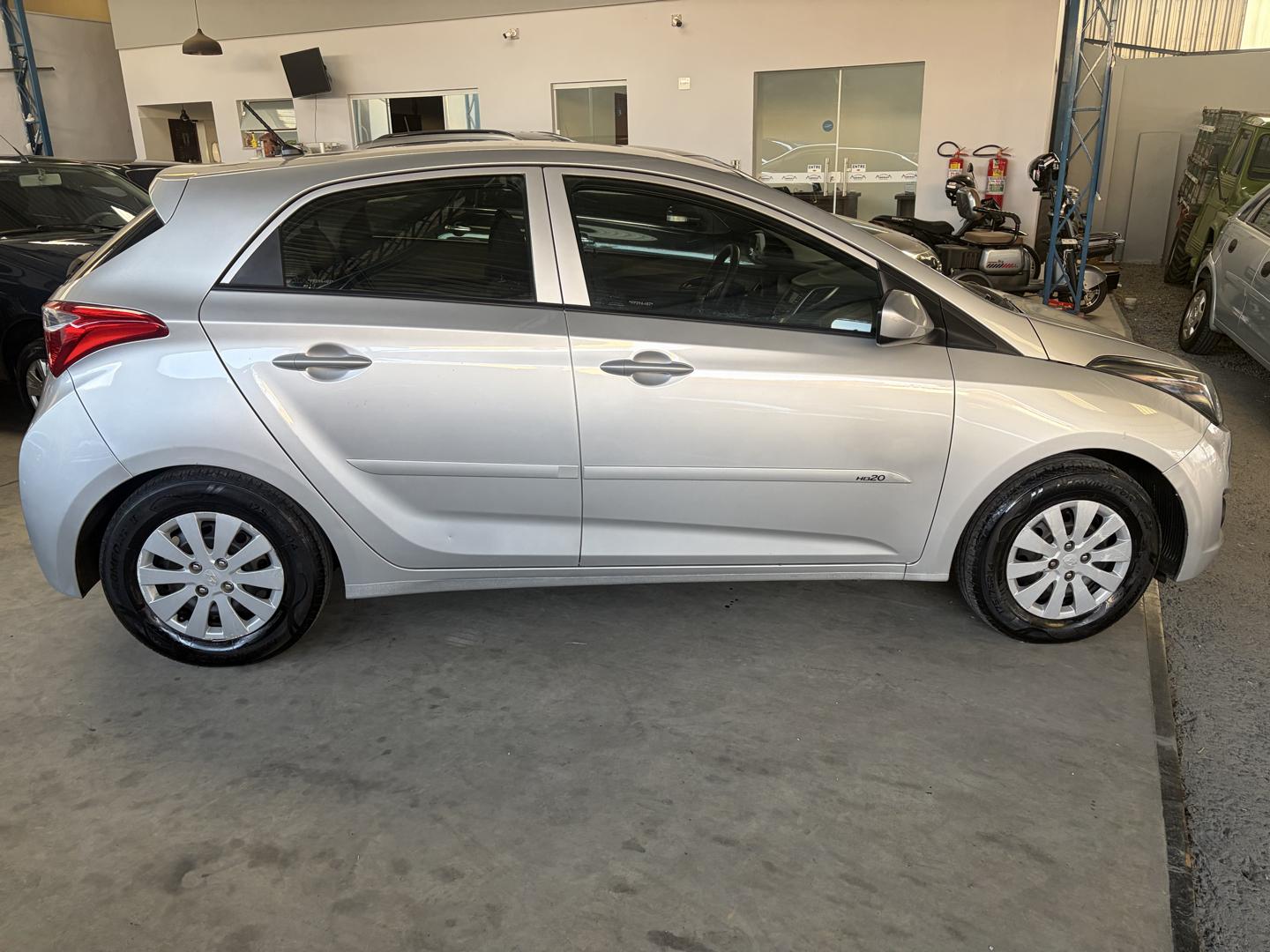HYUNDAI HB 20 Hatch - Foto
