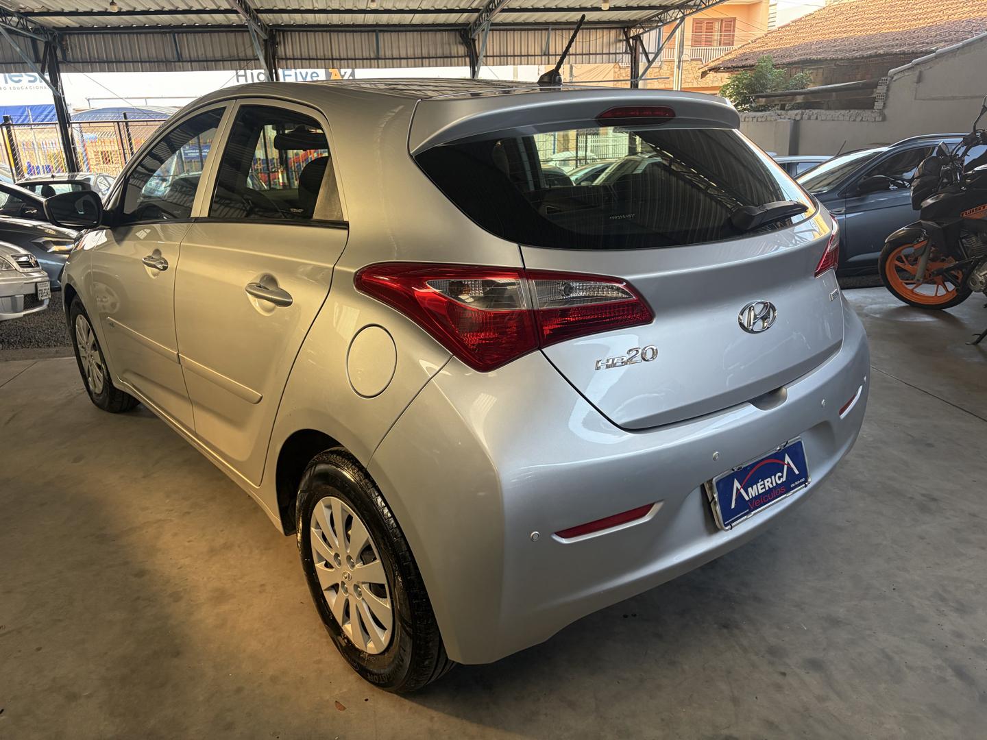 HYUNDAI HB 20 Hatch - Foto
