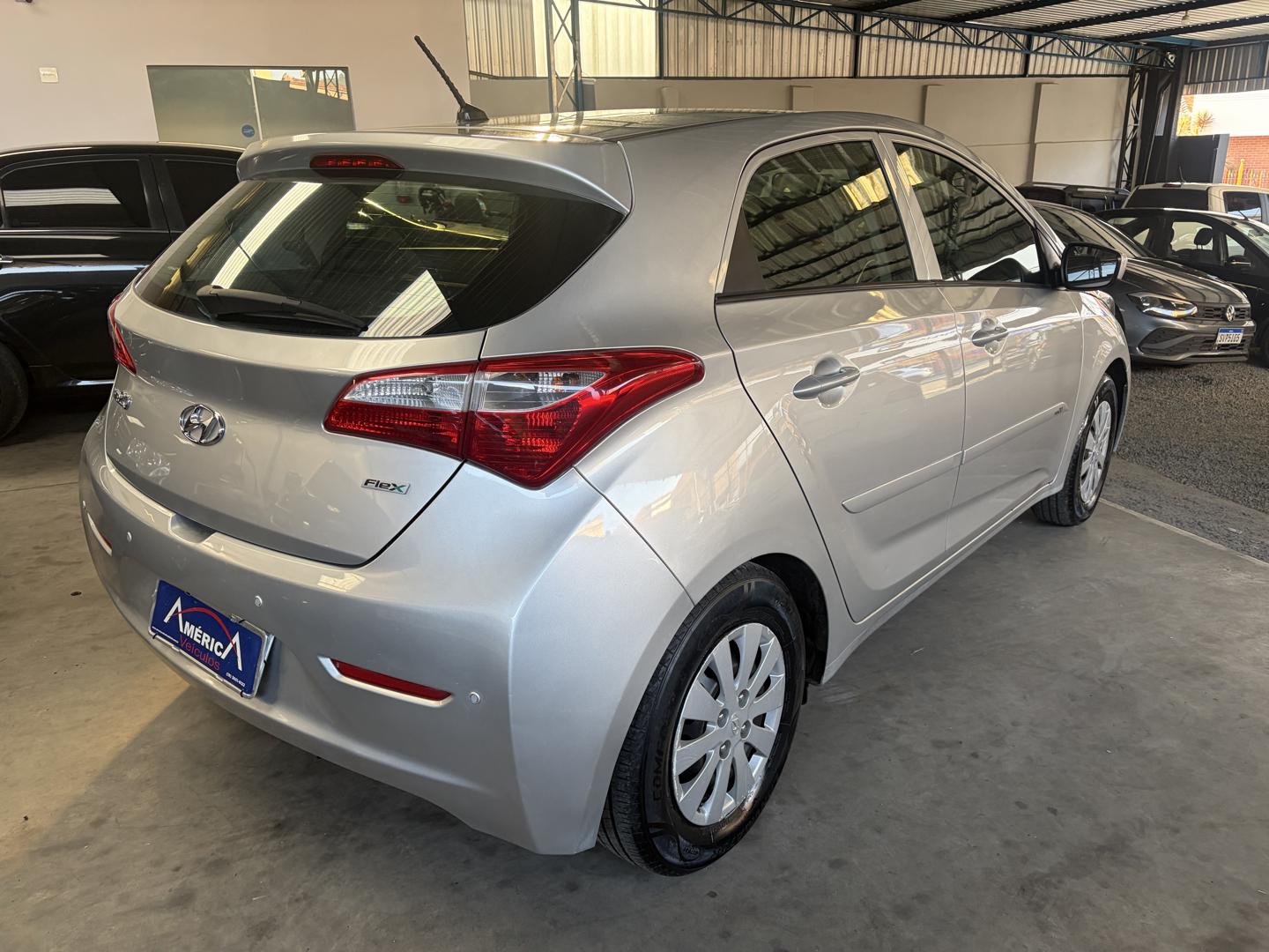HYUNDAI HB 20 Hatch - Foto