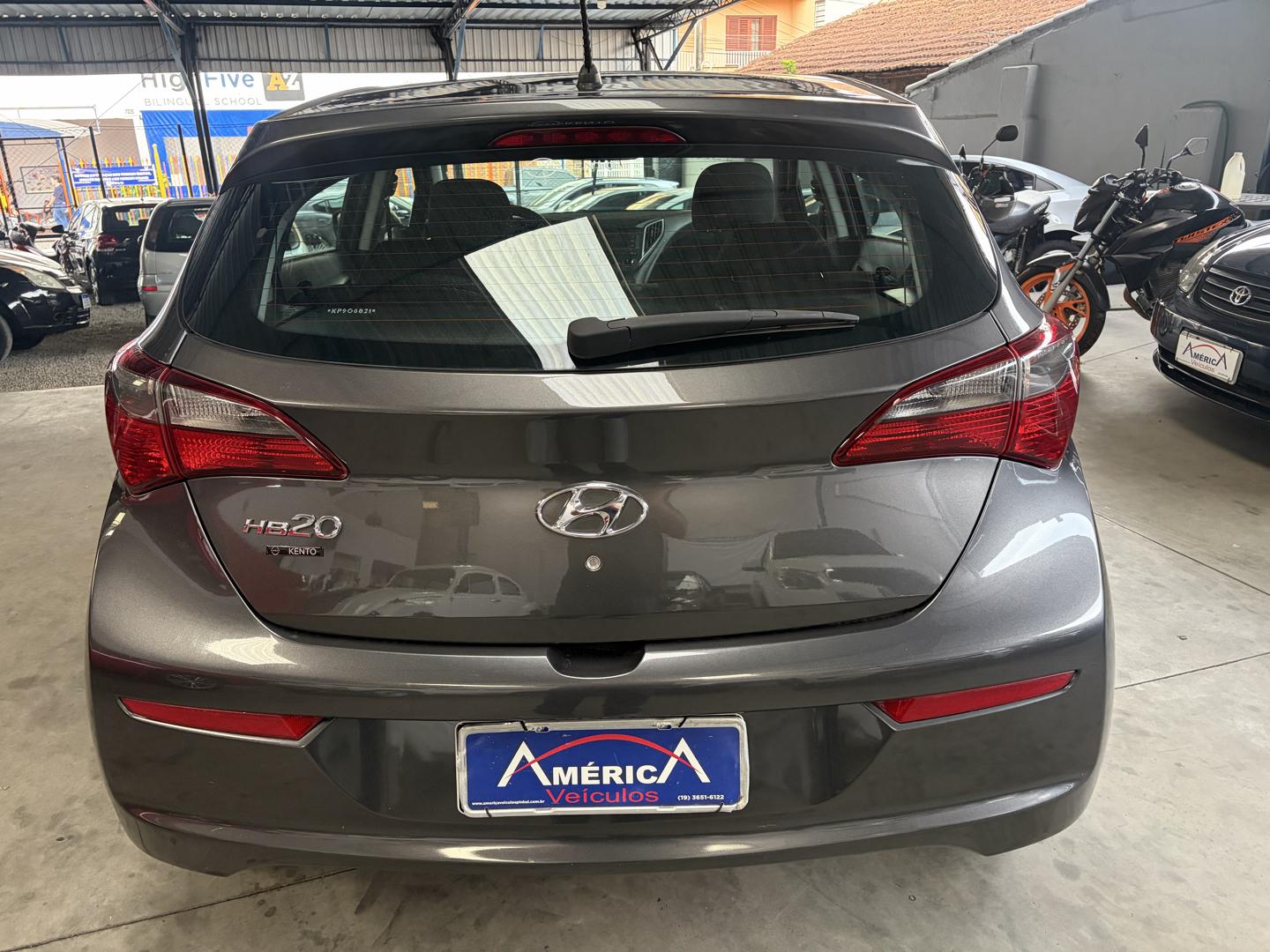HYUNDAI HB 20 Hatch - Foto
