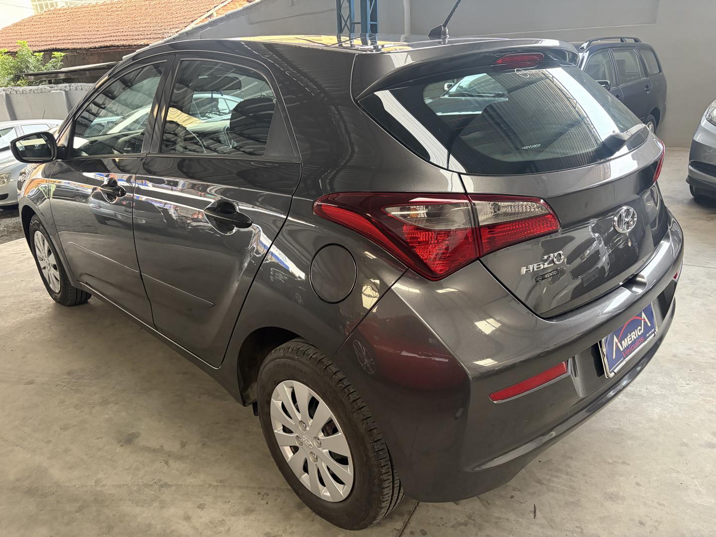 HYUNDAI HB 20 Hatch - Foto