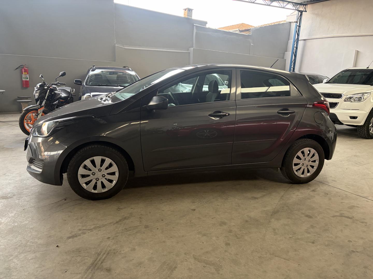 HYUNDAI HB 20 Hatch - Foto