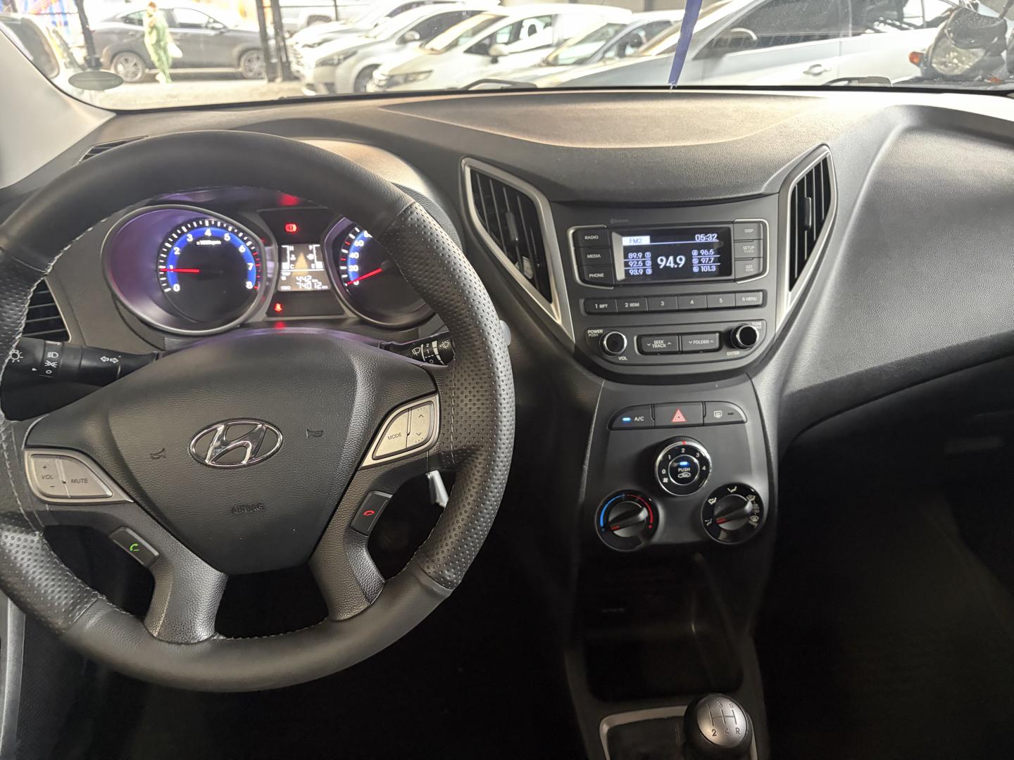 HYUNDAI HB 20 Hatch - Foto