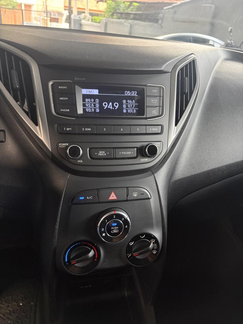 HYUNDAI HB 20 Hatch - Foto