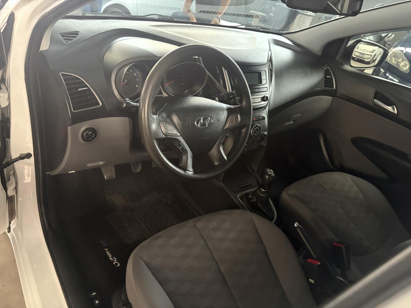HYUNDAI HB 20 Sedan - Foto