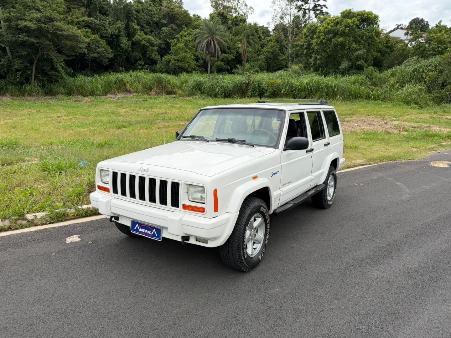 JEEP Cherokee - Foto