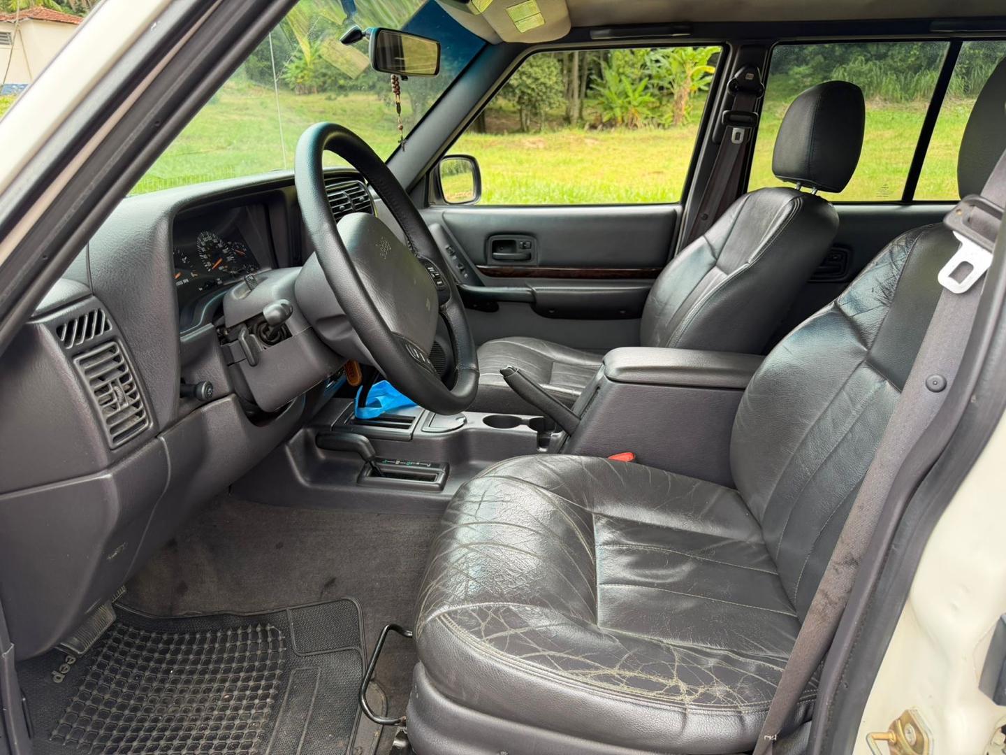 JEEP Cherokee - Foto