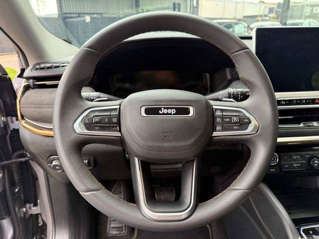 JEEP Commander - Foto