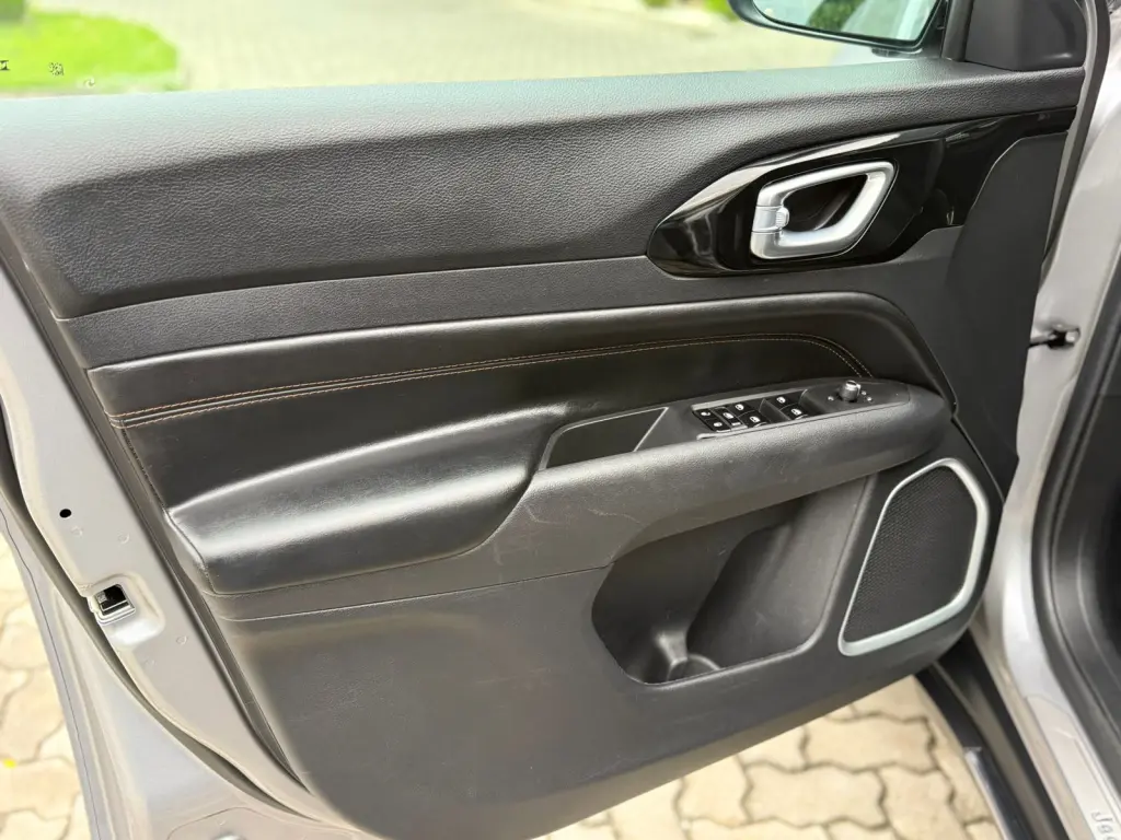 JEEP Commander - Foto