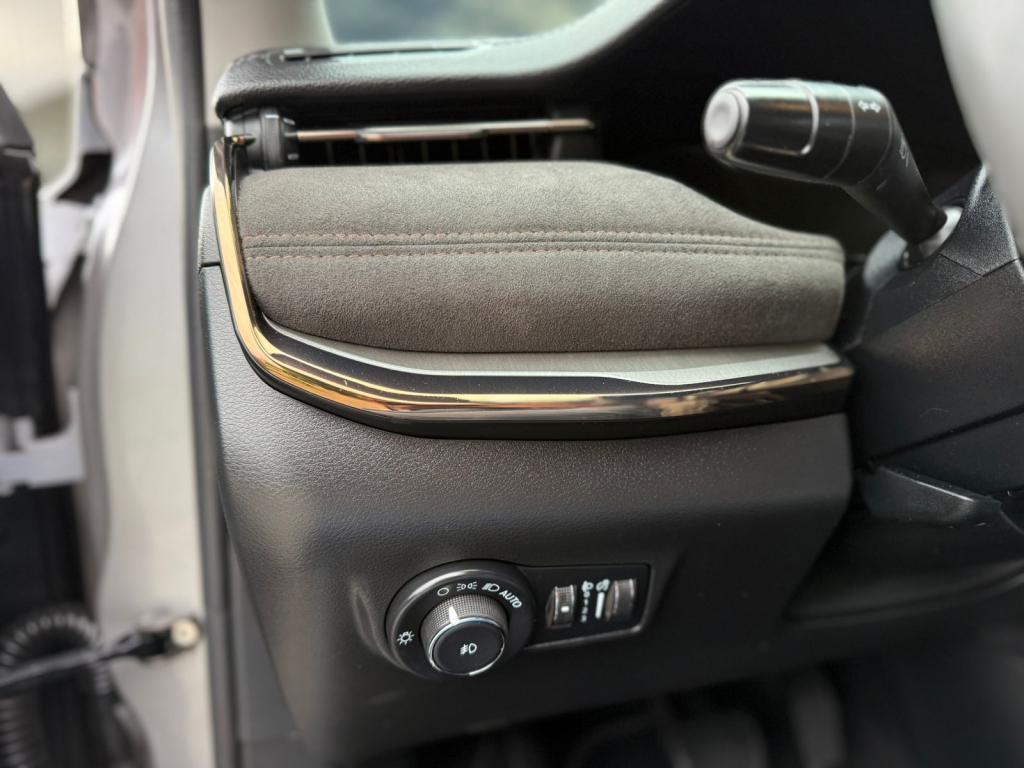 JEEP Commander - Foto