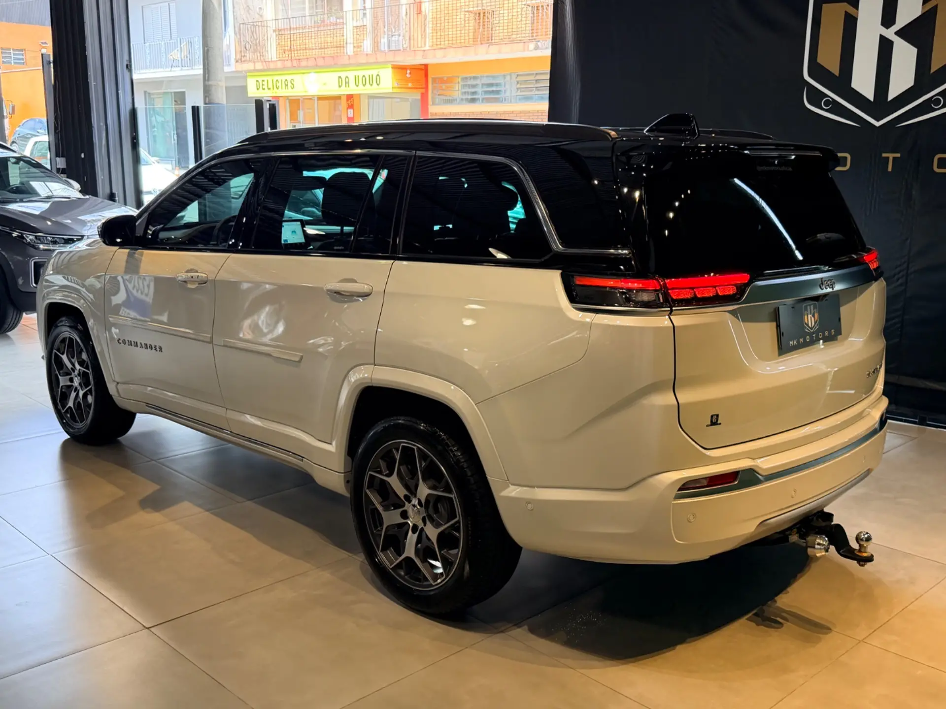 JEEP Commander - Foto