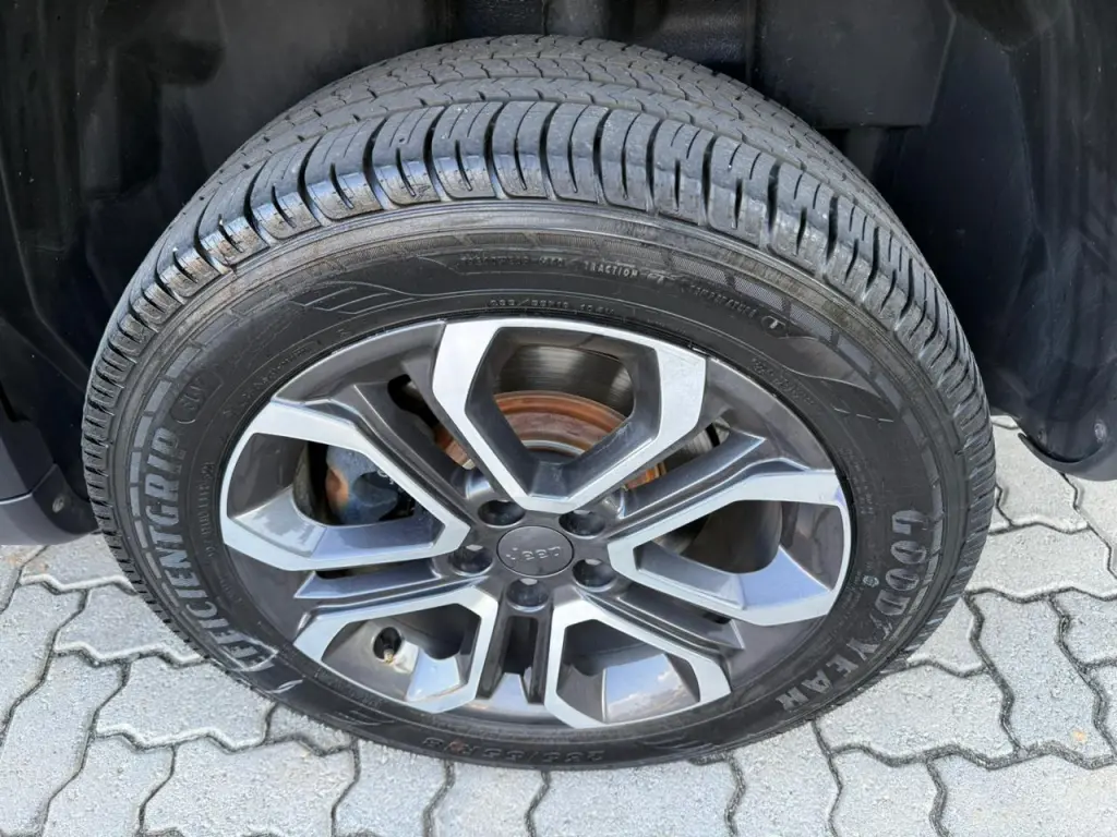 JEEP Commander - Foto