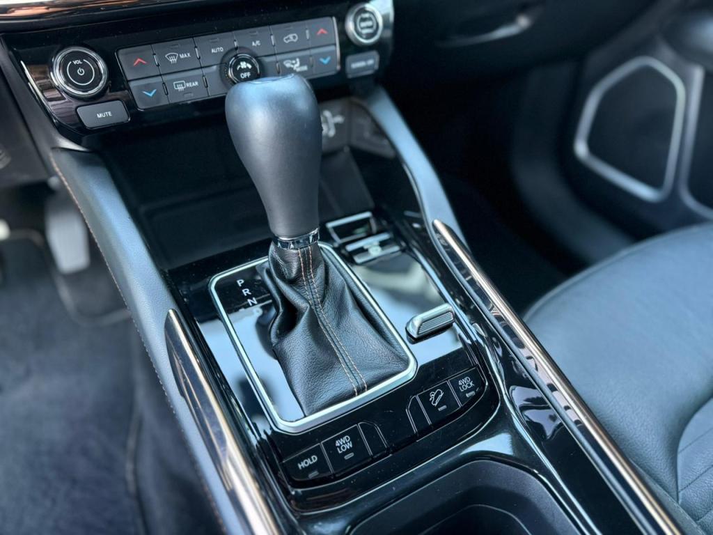 JEEP Commander - Foto