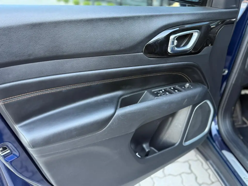 JEEP Commander - Foto