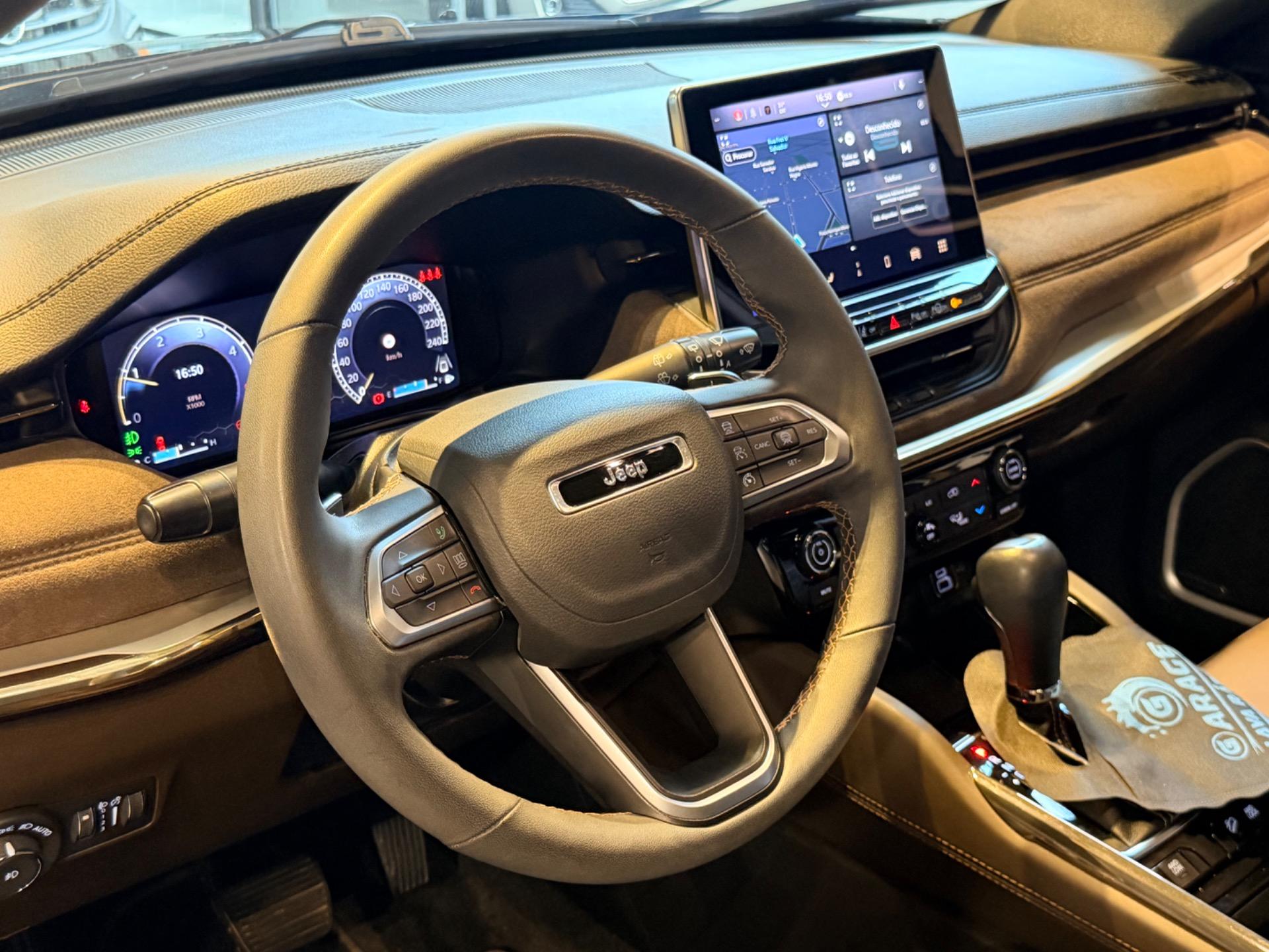 JEEP Commander - Foto
