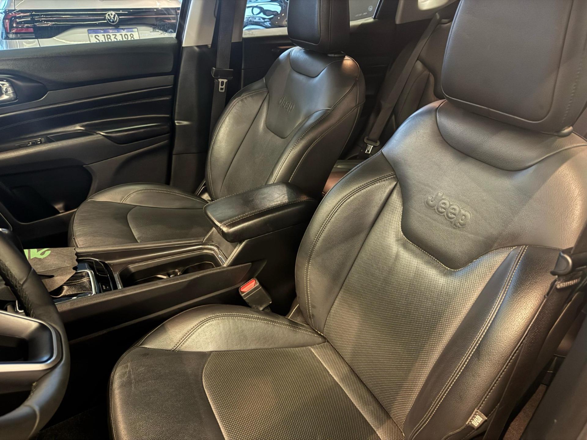 JEEP Compass - Miniatura