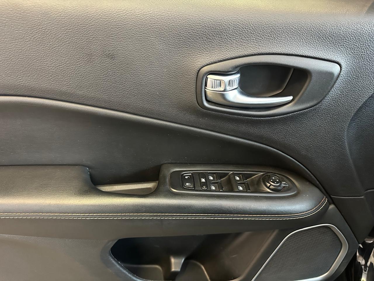 JEEP Compass - Miniatura