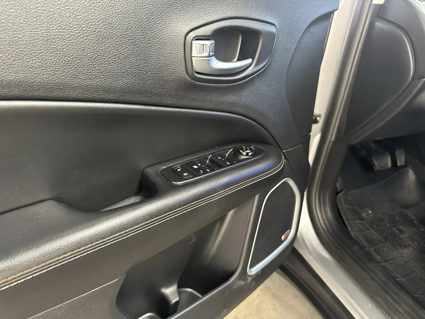 JEEP Compass - Foto
