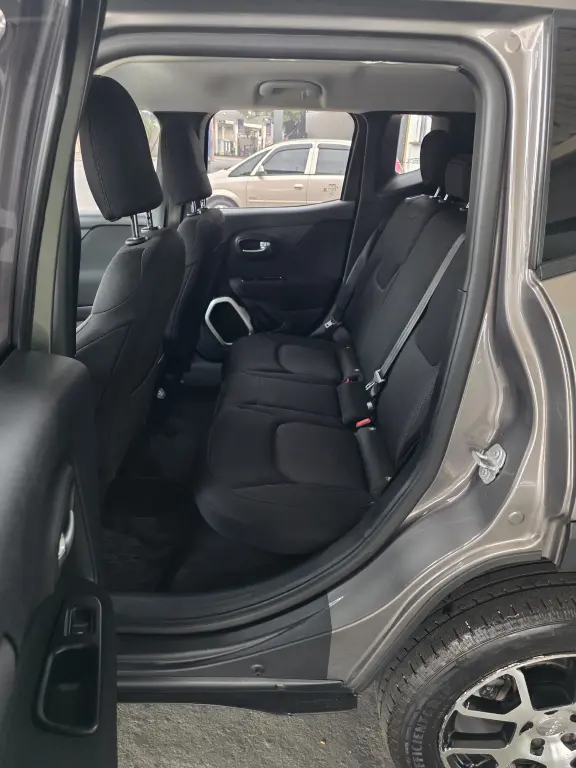 JEEP Renegade - Foto