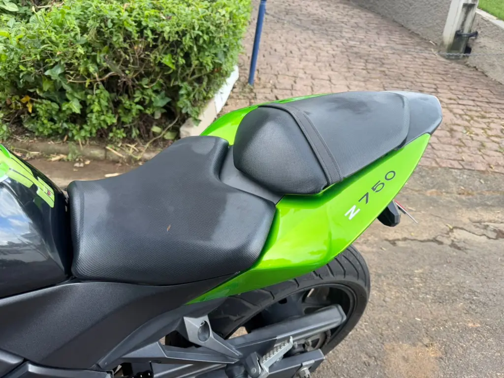 KAWASAKI Z 750 - Foto