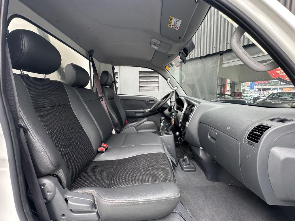 KIA Bongo - Foto