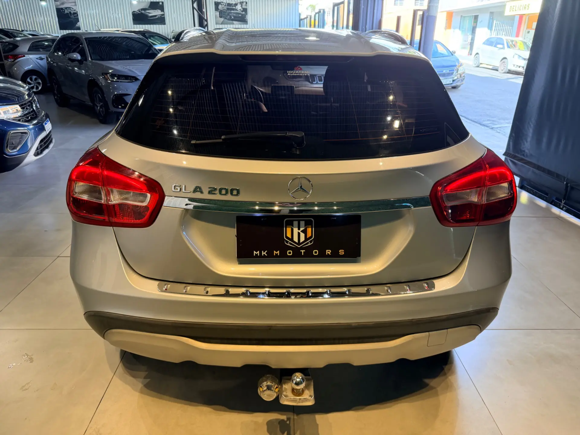 MERCEDES-BENZ GLA 200 - Foto