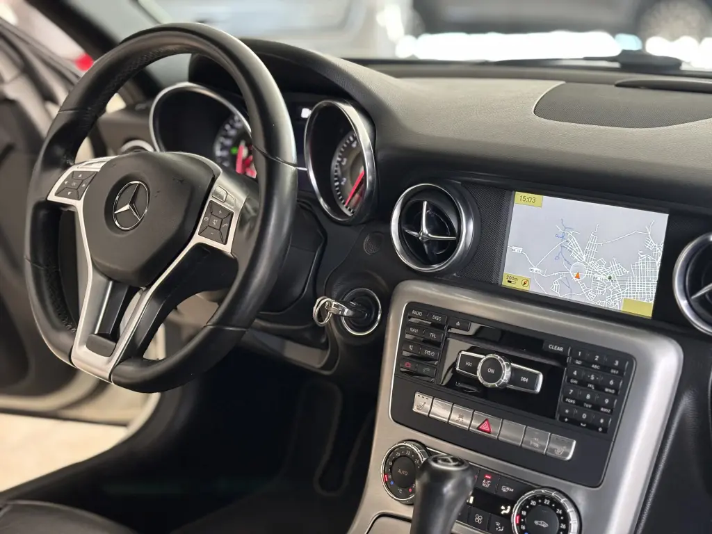 MERCEDES-BENZ SLK 250 - Foto