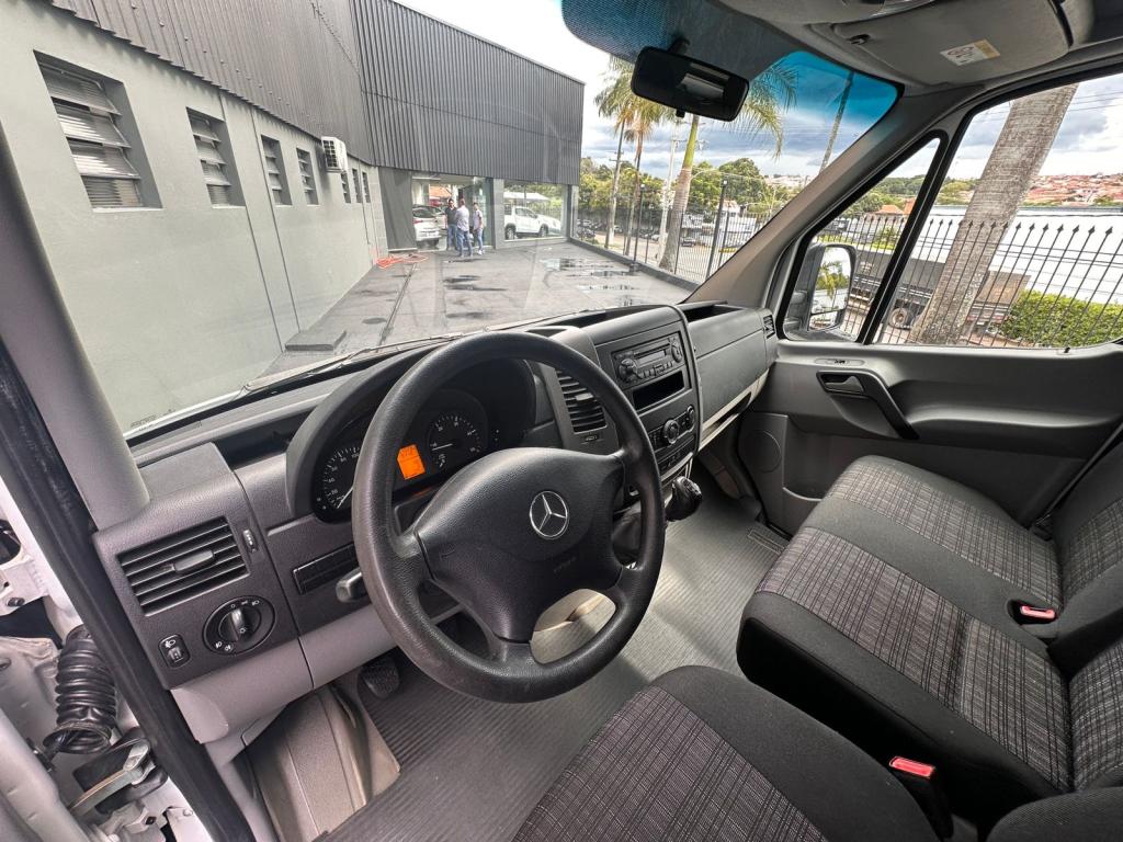 MERCEDES-BENZ Sprinter - Foto