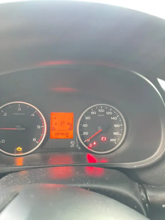 MITSUBISHI L 200 - Foto