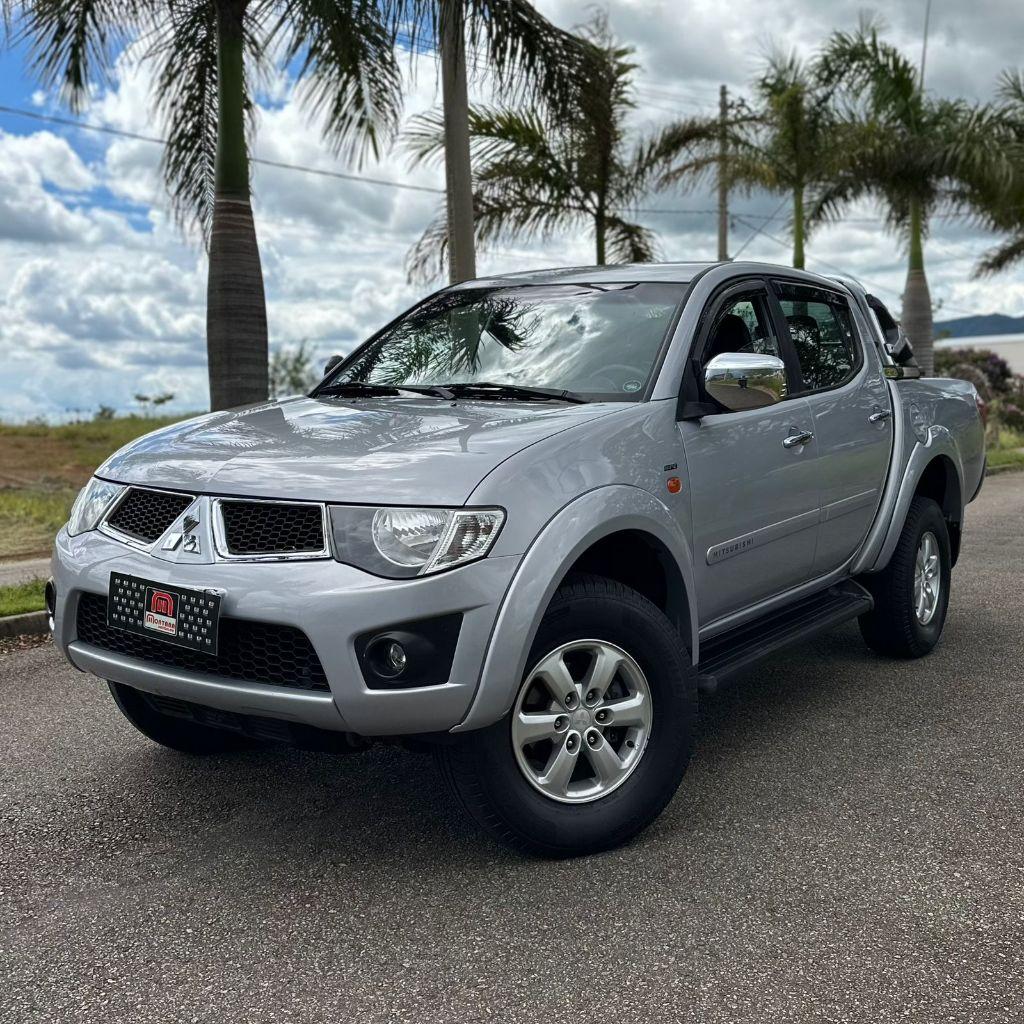 MITSUBISHI L 200 Triton - Foto