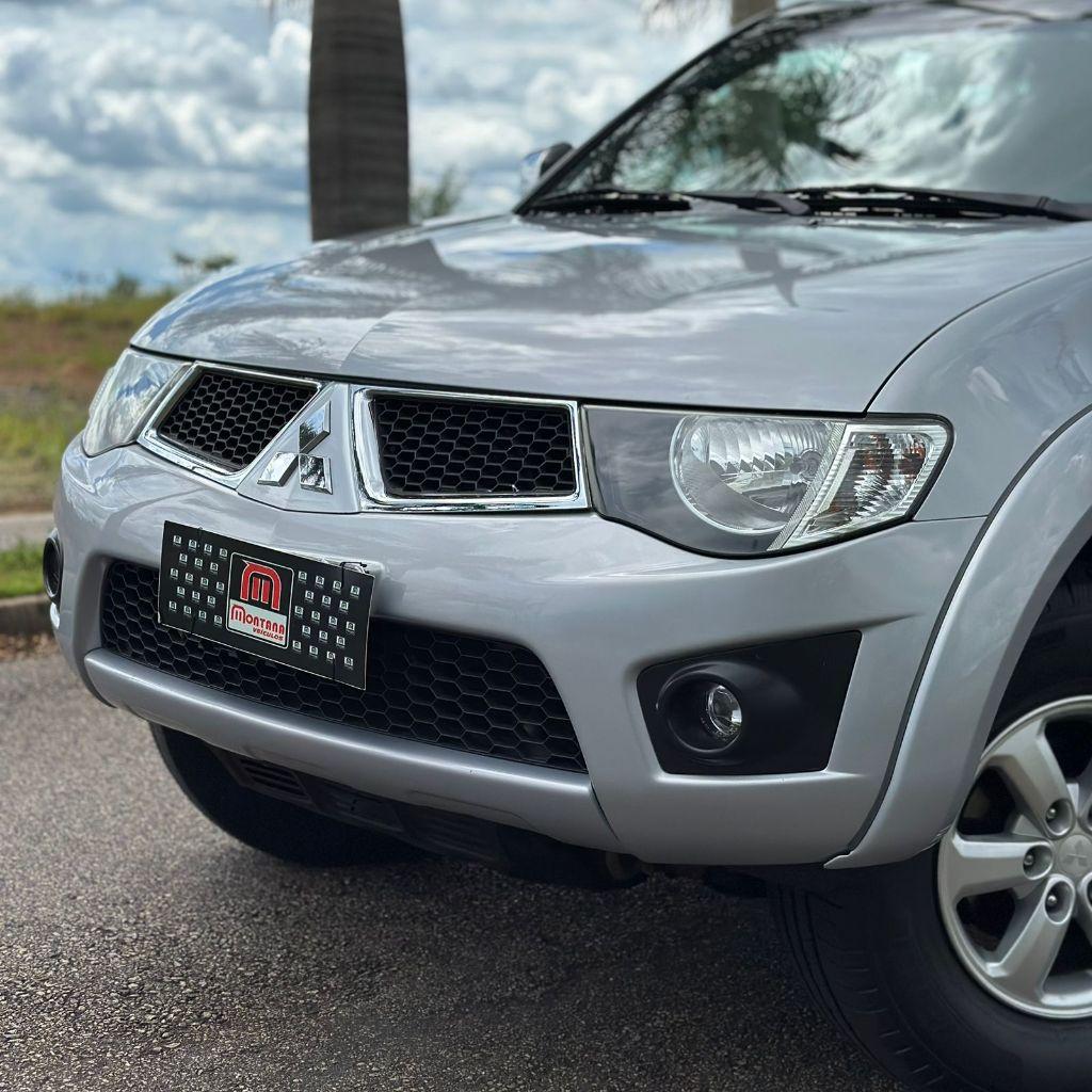 MITSUBISHI L 200 Triton - Foto