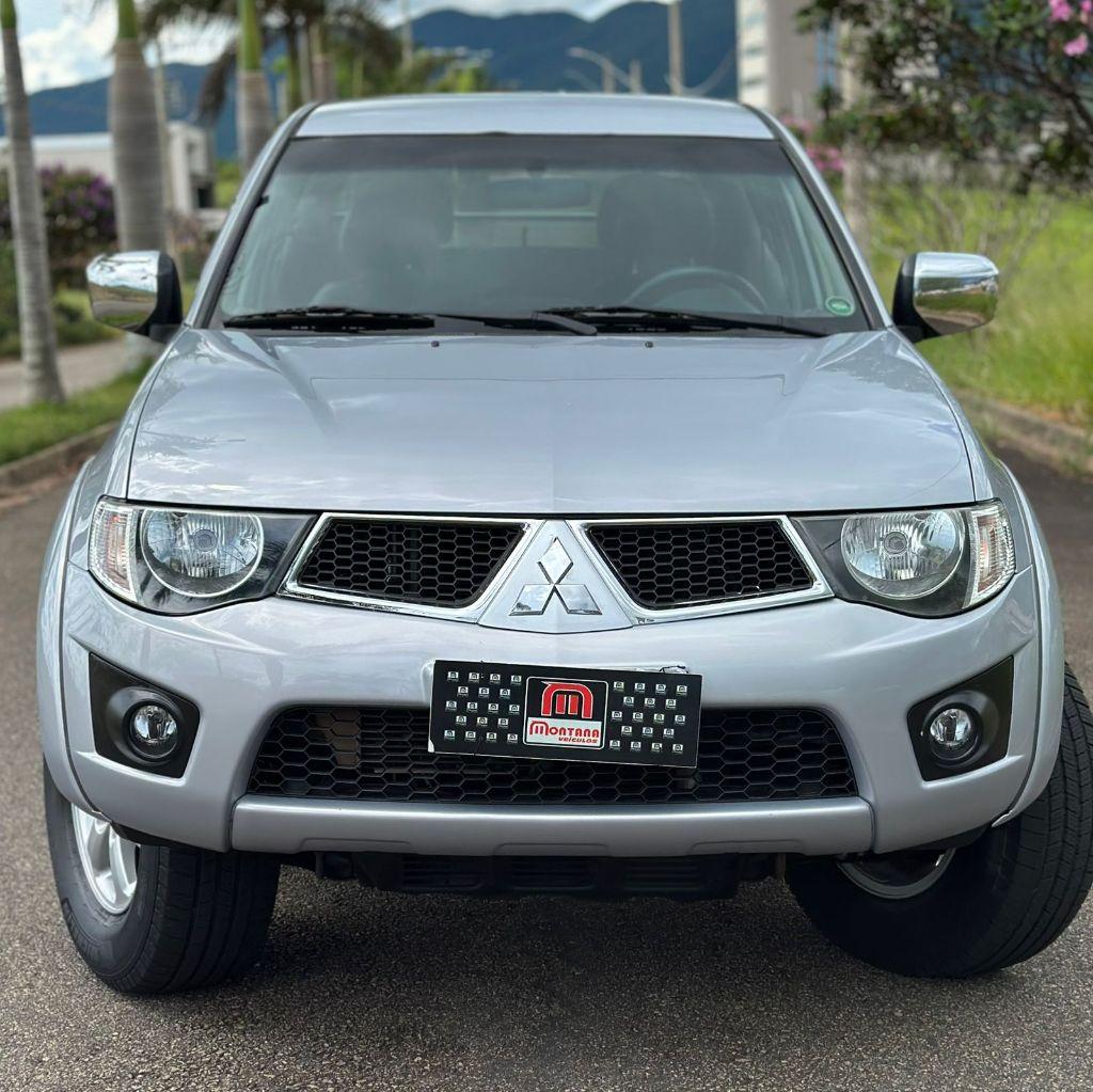 MITSUBISHI L 200 Triton - Foto