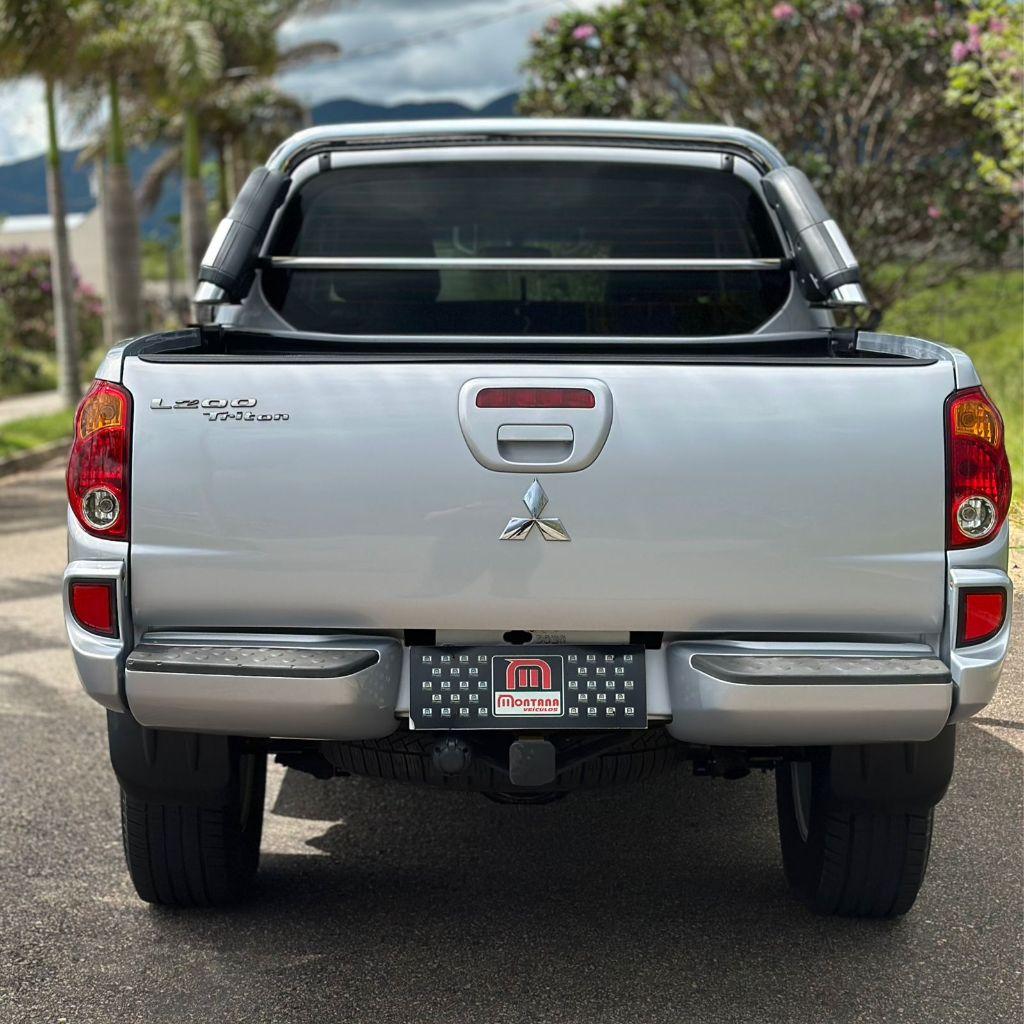 MITSUBISHI L 200 Triton - Foto
