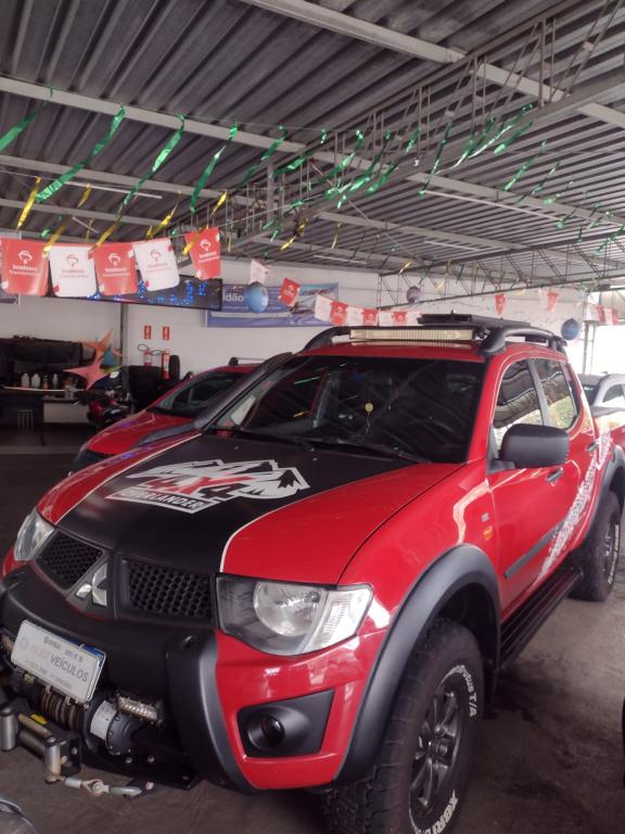 MITSUBISHI L 200 Triton