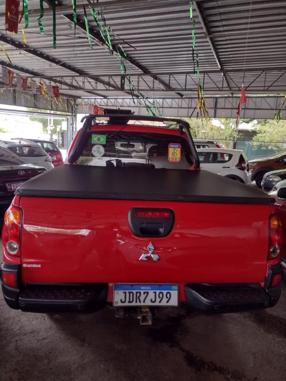 MITSUBISHI L 200 Triton - Foto