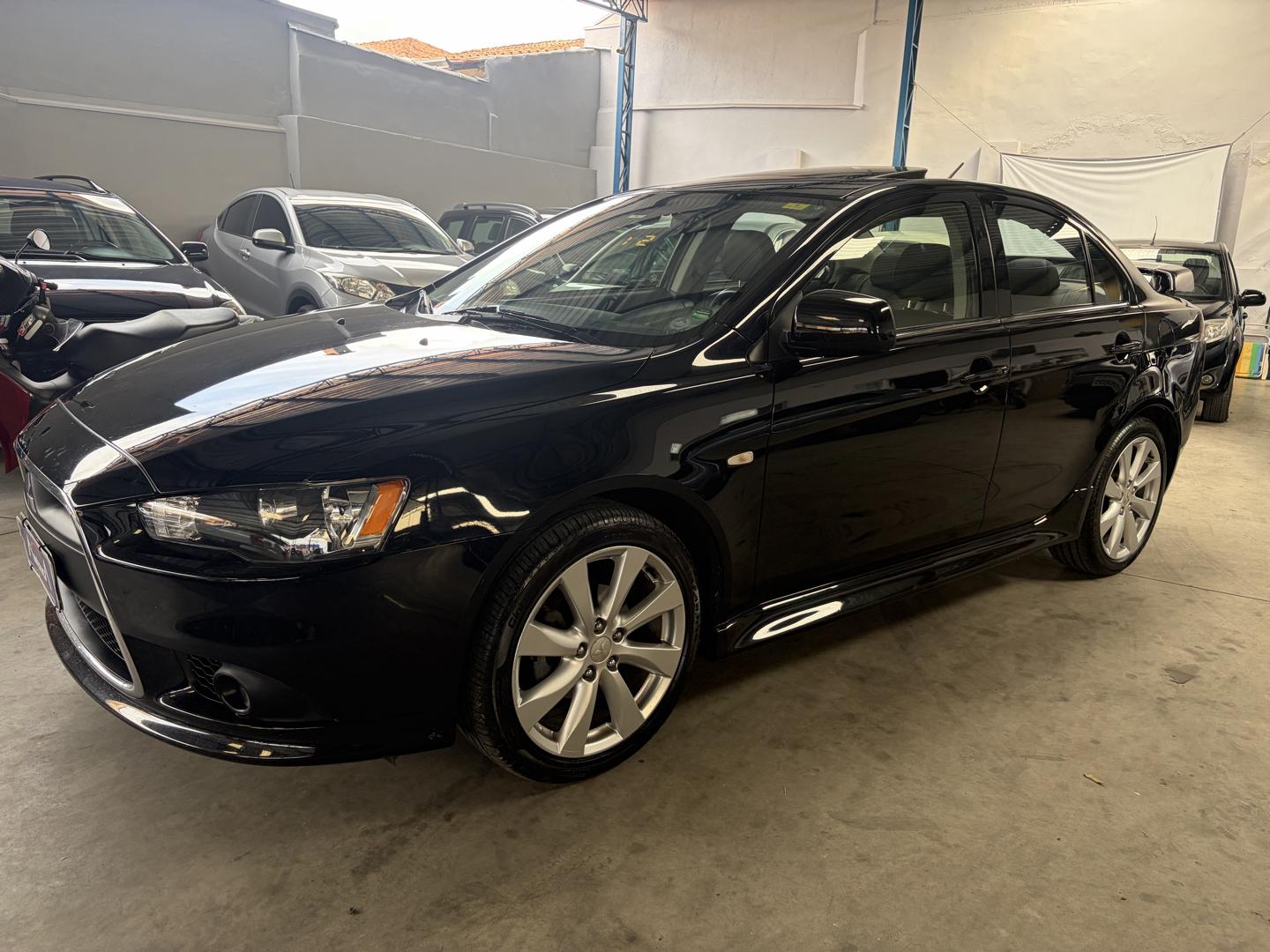 MITSUBISHI Lancer