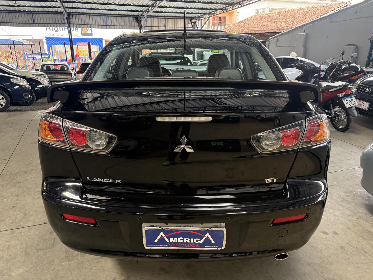 MITSUBISHI Lancer - Foto
