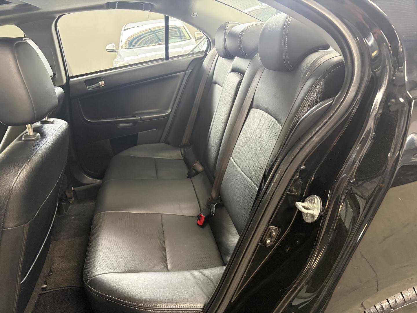MITSUBISHI Lancer - Foto