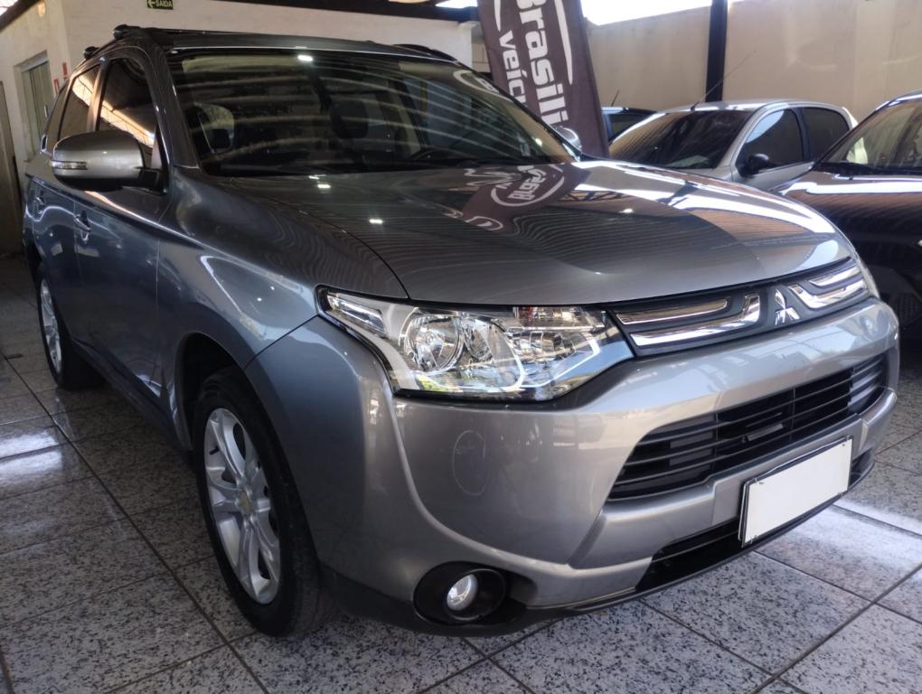 MITSUBISHI Outlander - Foto