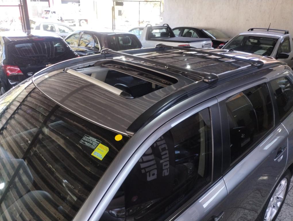 MITSUBISHI Outlander - Foto