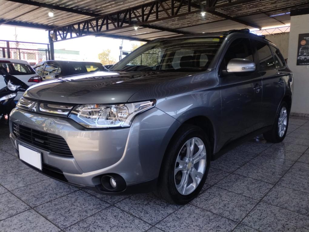 MITSUBISHI Outlander - Foto