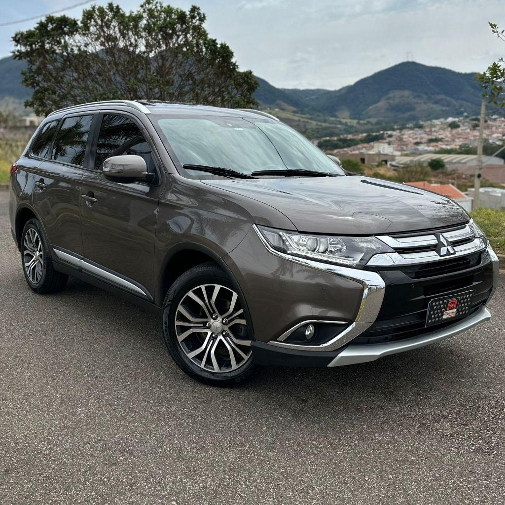 MITSUBISHI Outlander - Foto