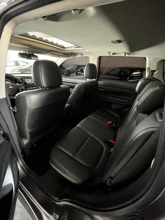 MITSUBISHI Outlander - Foto