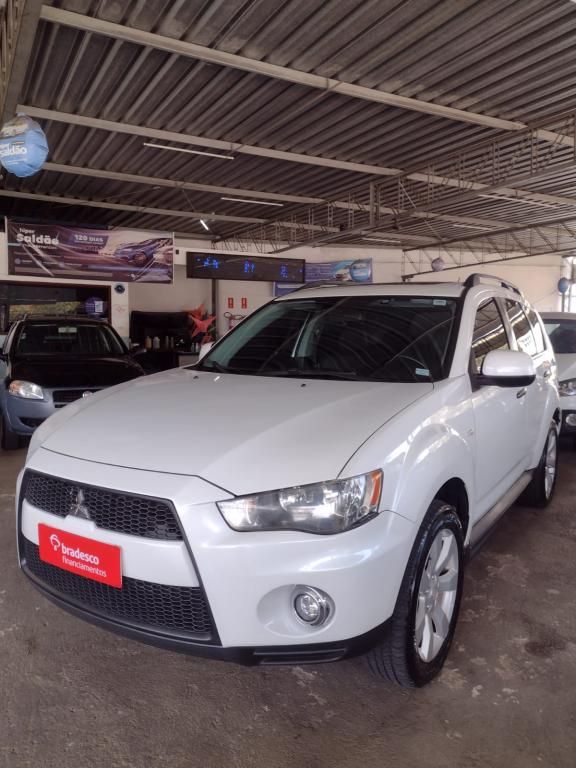 MITSUBISHI Outlander - Foto