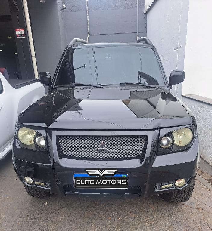 MITSUBISHI Pajero TR4 - Foto