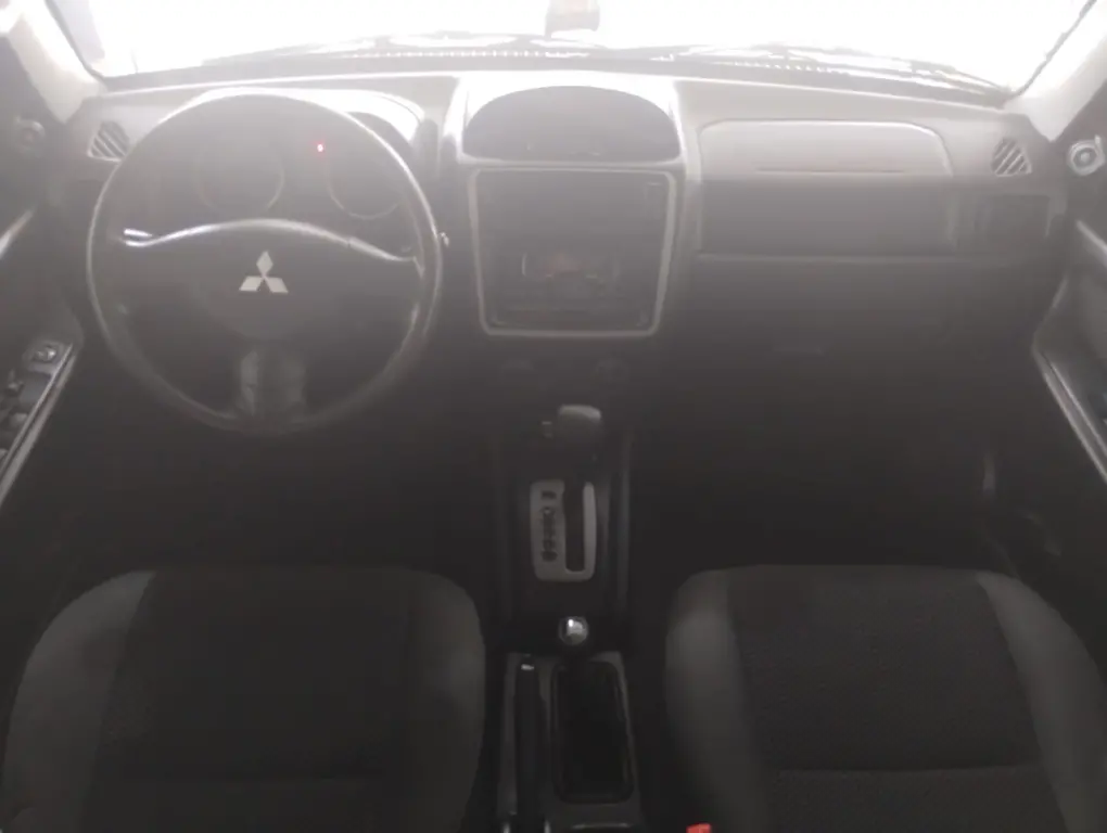 MITSUBISHI Pajero TR4 - Foto