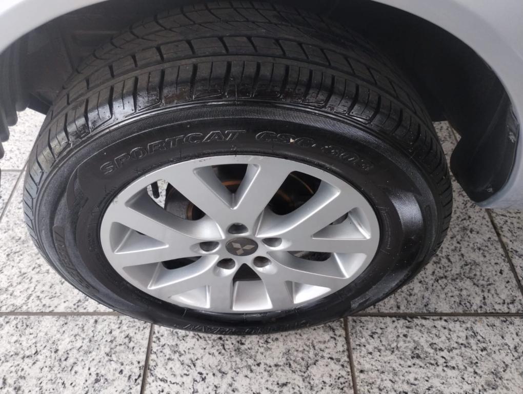 MITSUBISHI Pajero TR4 - Foto