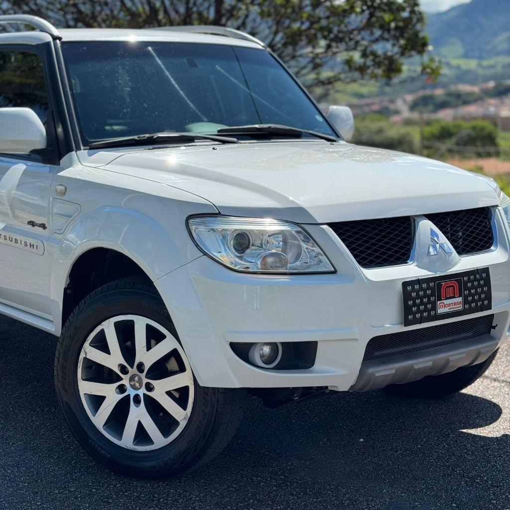 MITSUBISHI Pajero TR4 - Foto