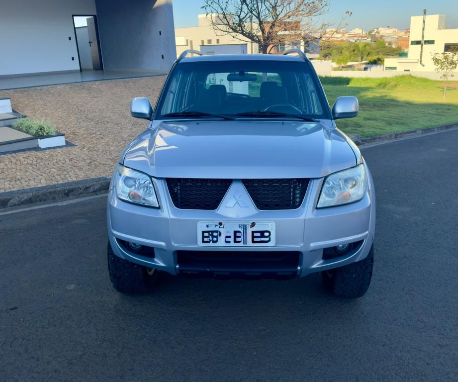 MITSUBISHI Pajero TR4 - Foto